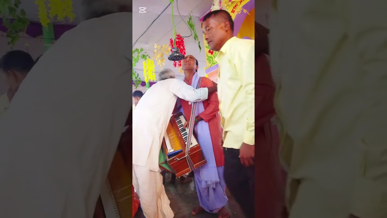 মাষ্টার ও ভক্তের চোখের জলে আসর ভিজিয়ে গেলো
