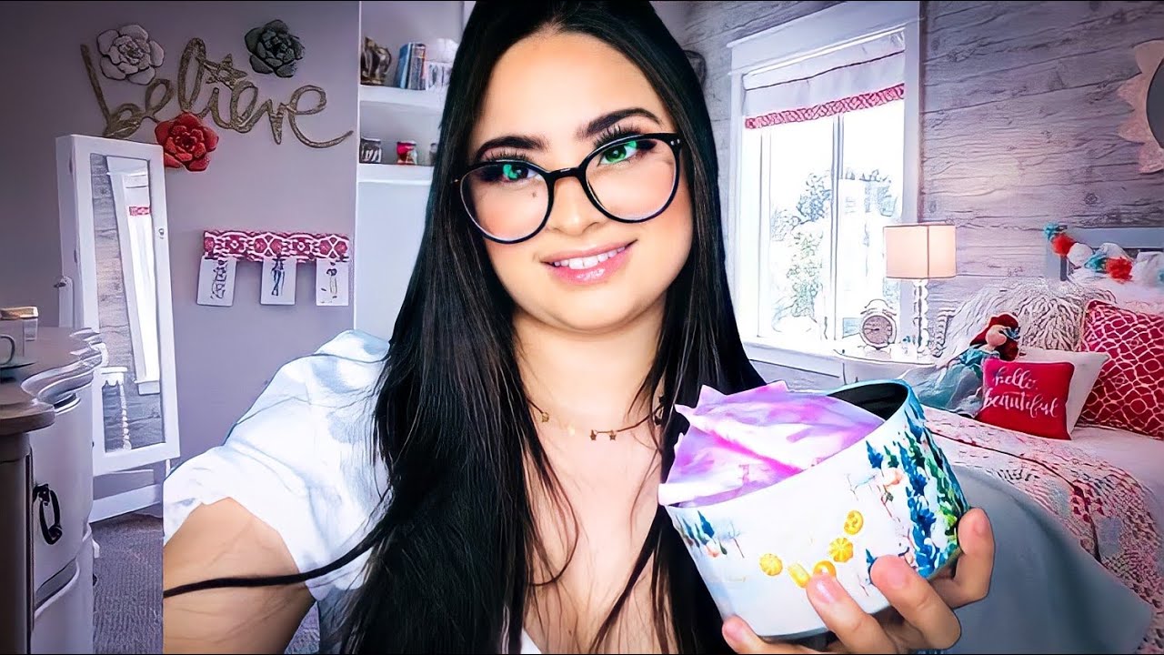 ASMR:IRMÃ CUIDANDO DE VOCÊ NA TPM!