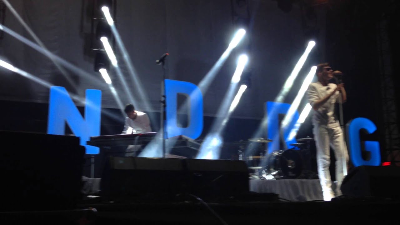 Mandrage - Kapky proti slzám (Votvírák, 12/6/2015)