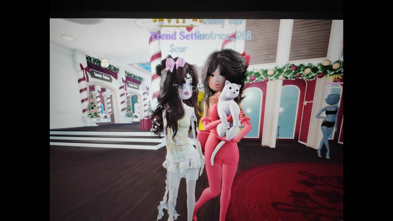 GAMING WITH MY OLDER SISTER!