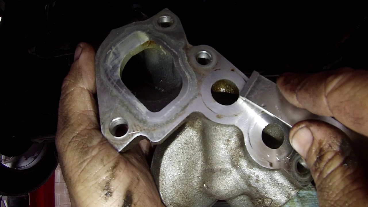 2002 Ford Mustang GT Oil filter housing leak.