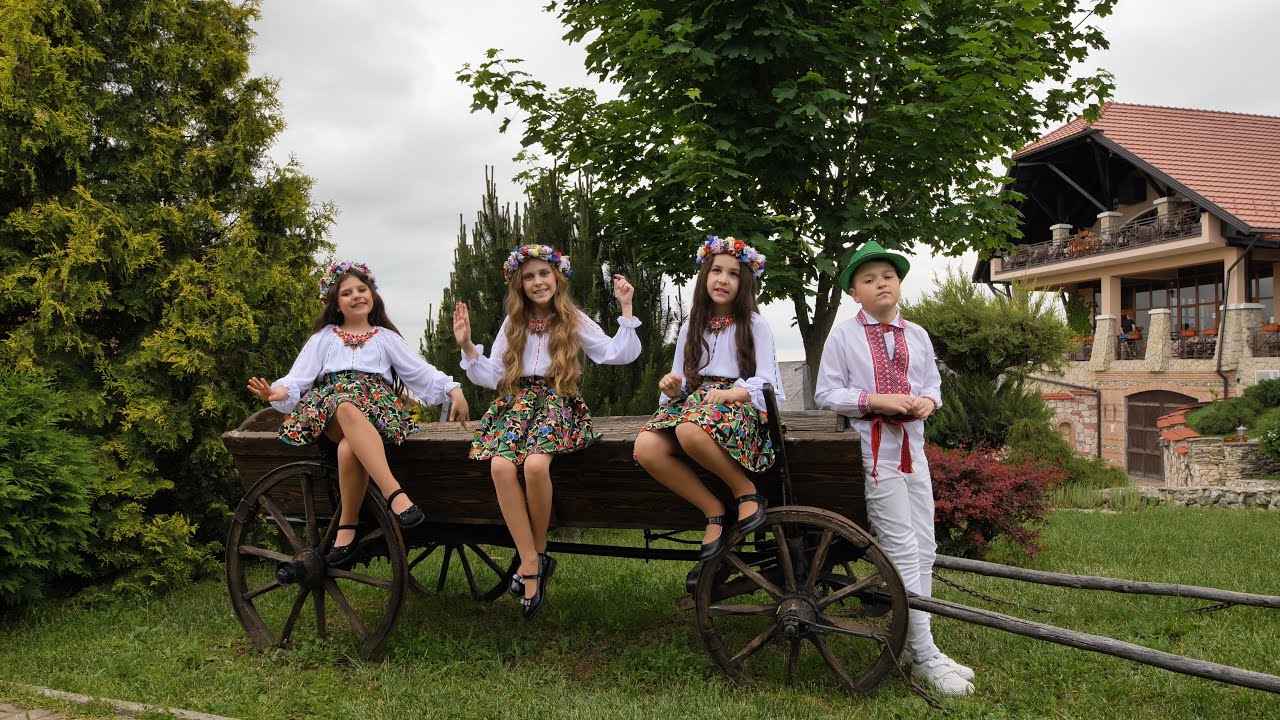 Alina, Carolina, Magdalena   (LOLLIPOPS) - Roata morii