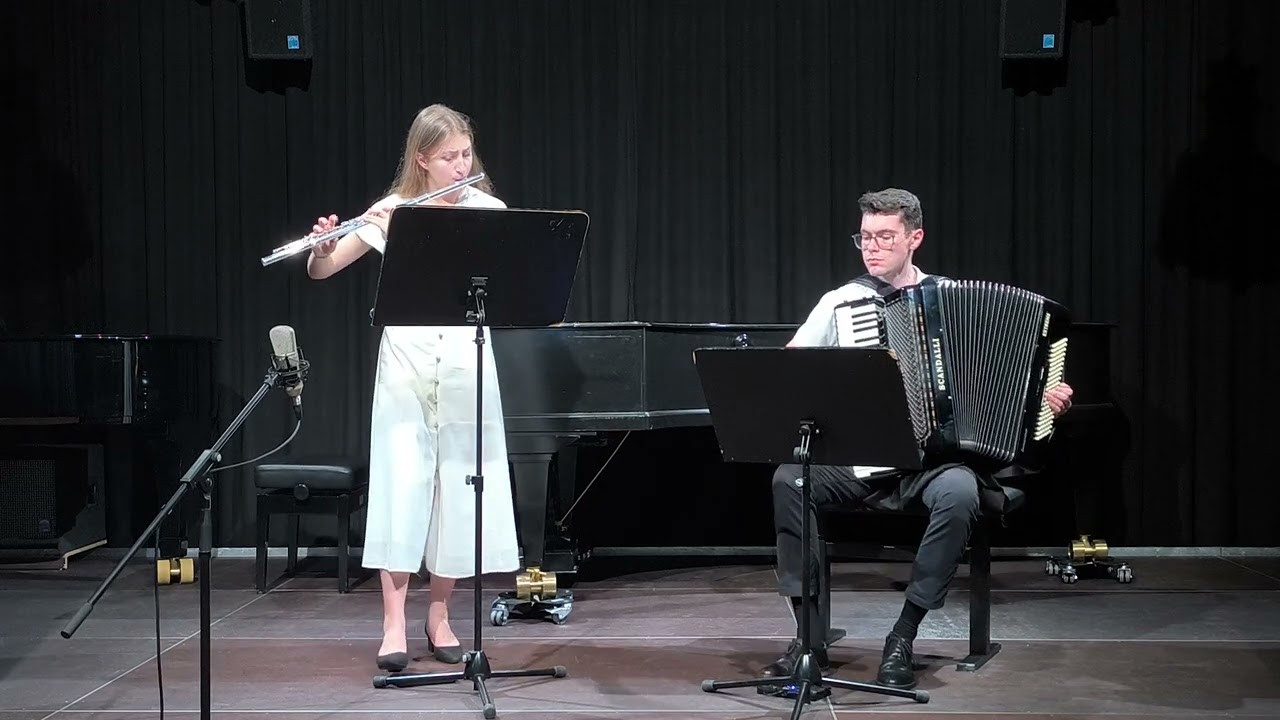 La Cumparsita , Tango  | flute and accordion