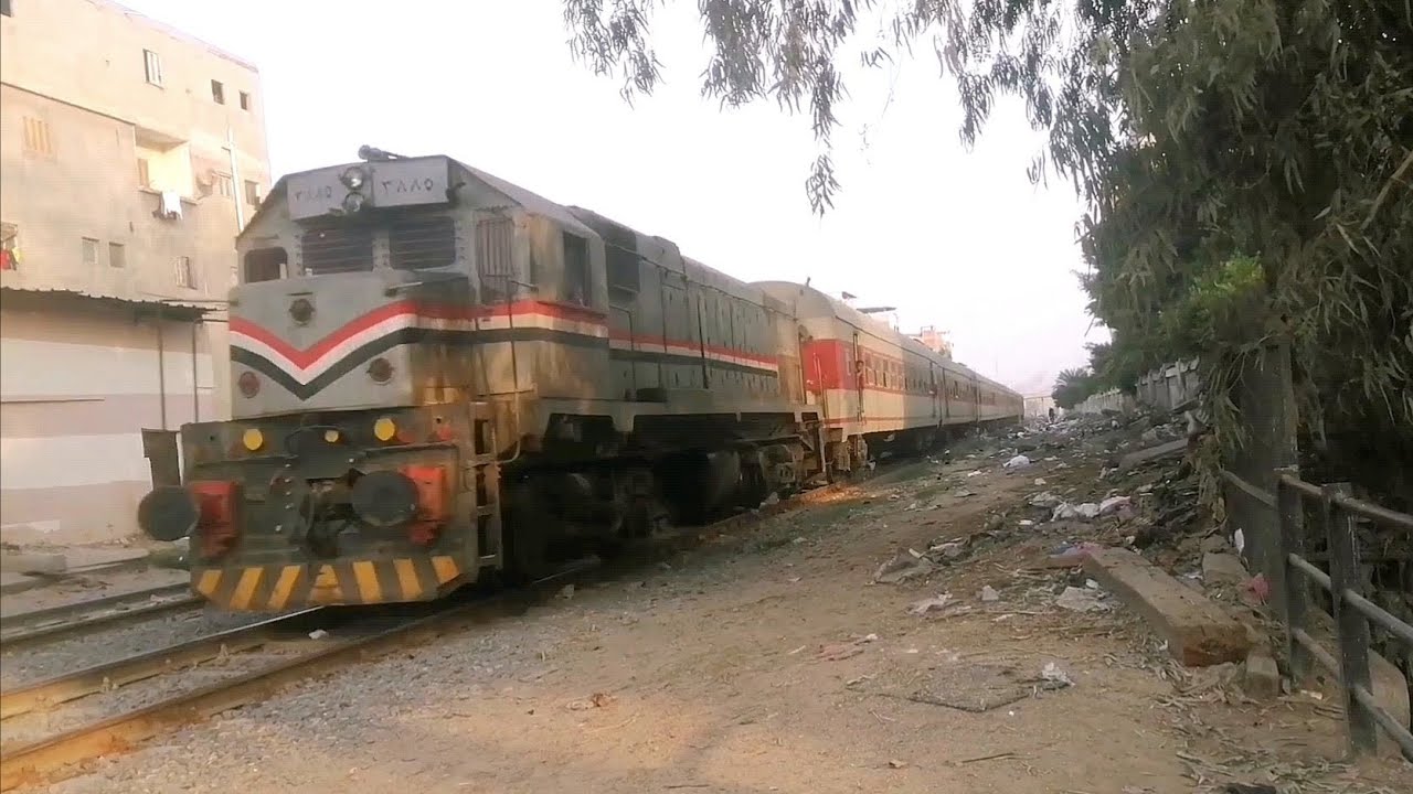 حركة قطارات سكك حديد مصر – مشاهد واقعية لعبور القطارات السريعة | Egyptian Railway Train Movements 🚆