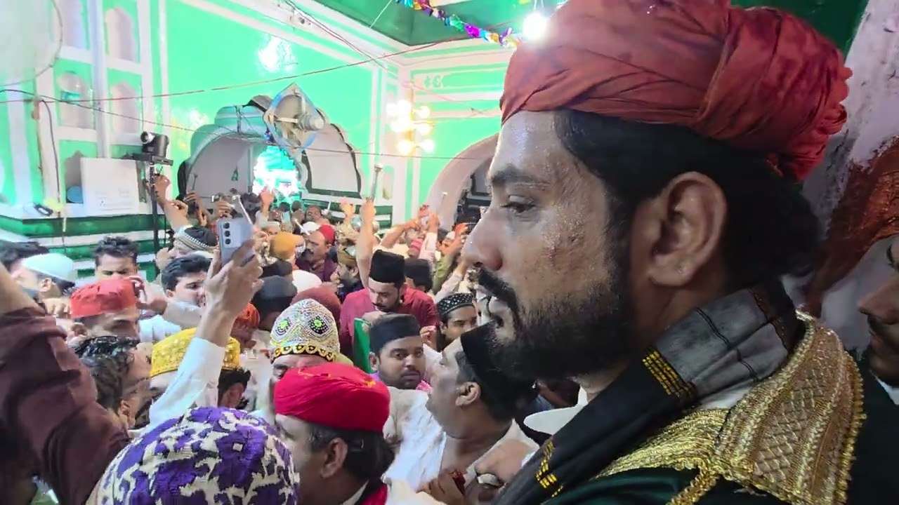Aaj Rang Hei 