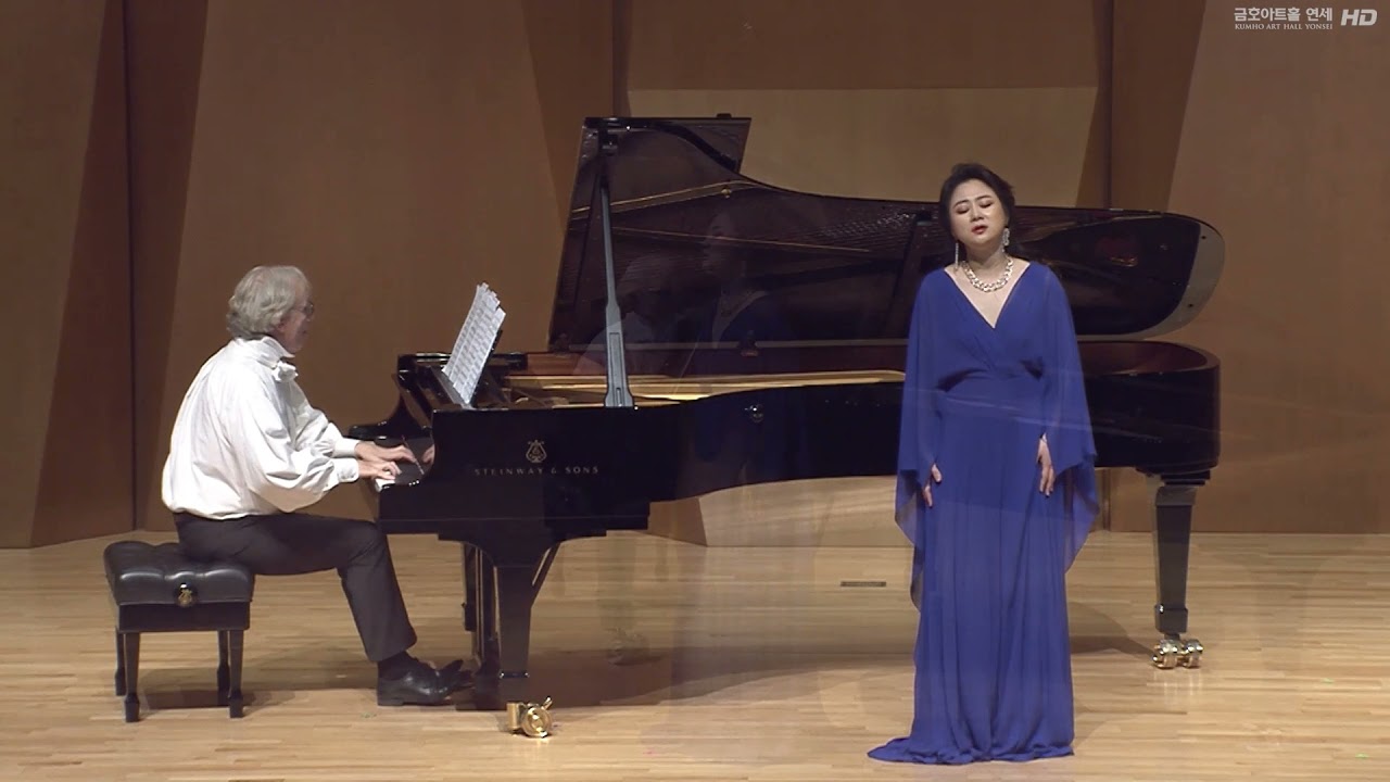 Nuit d’étoiles(Debussy)  Gaseul Son, Charles Spencer 소프라노 손가슬 ,피아노 찰스스펜서
