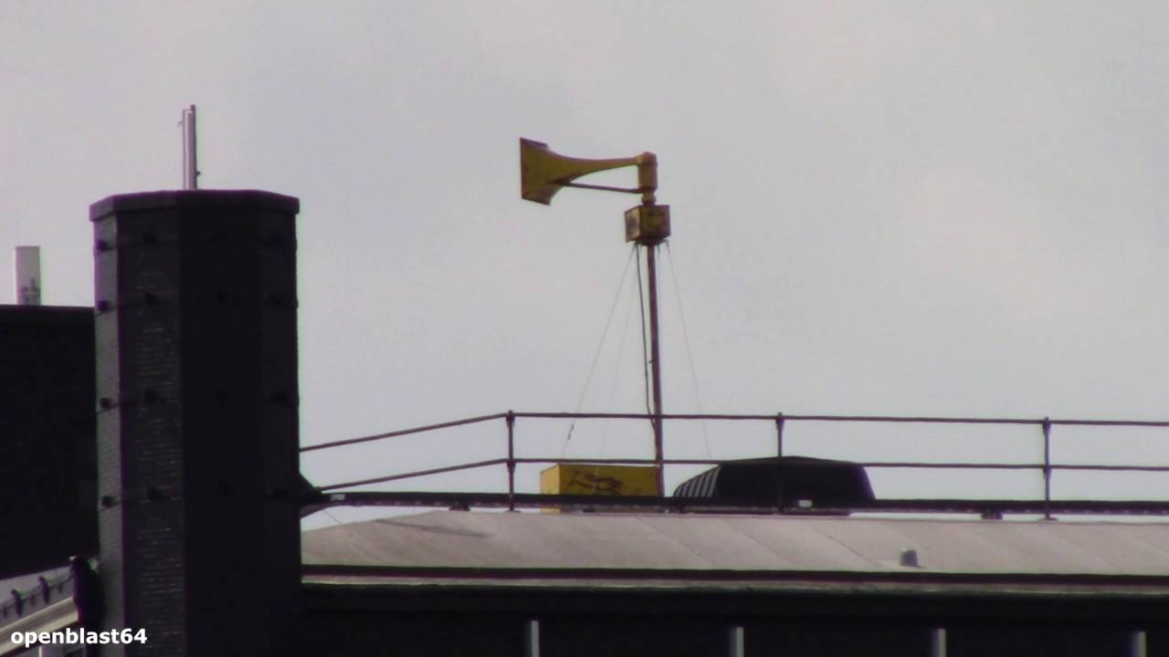 Thunderbolt 1000T siren test, Sheboygan, WI (8 RPM)
