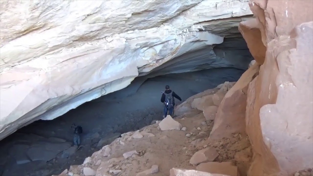 Butler Wash Archaeological Area - Anasazi Ruins - Petroglyphs - Blanding, Utah
