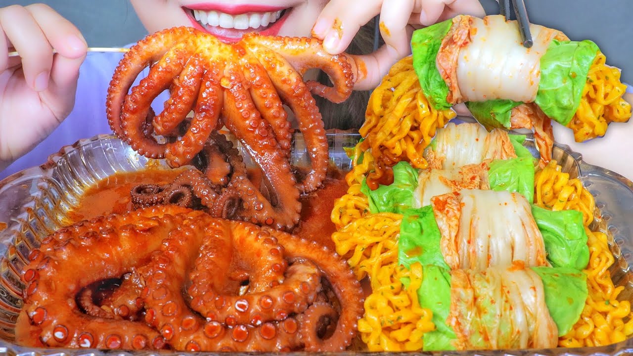 ASMR EATING SPICY OCTOPUS X KIMCHI WRAPPED NUCLEAR FIRE NOODLES , EATING SOUNDS | LINH-ASMR