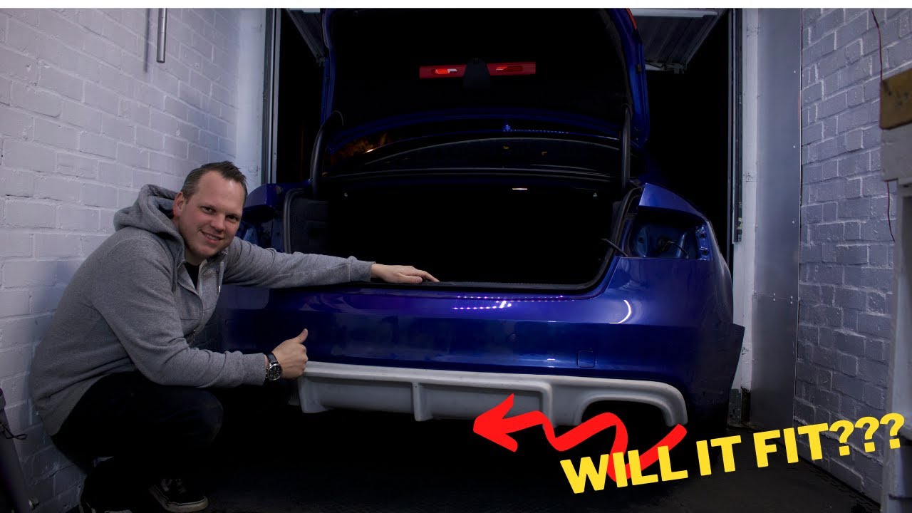 How To Remove And Upgrade An Audi A5 Rear Diffuser Part 1