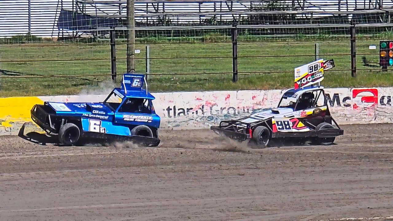 Awapuni Speedway - Club Day Stockcars - 15/3/26
