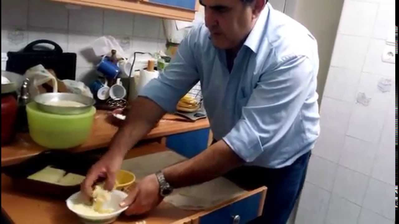 Φύλλο. Αέρος. Η μπουγατσα Θεσσαλονίκης..