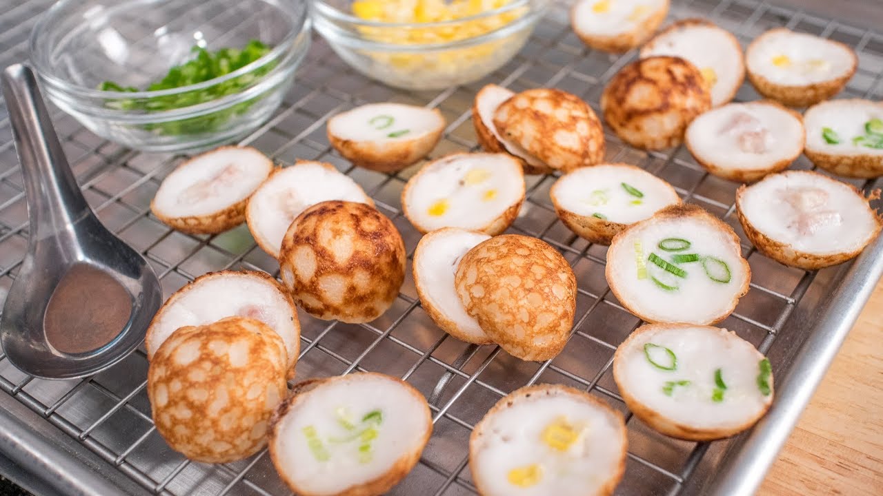 Thai Coconut Pancake Recipe - Kanom Krok ขนมครก | Thai Recipes
