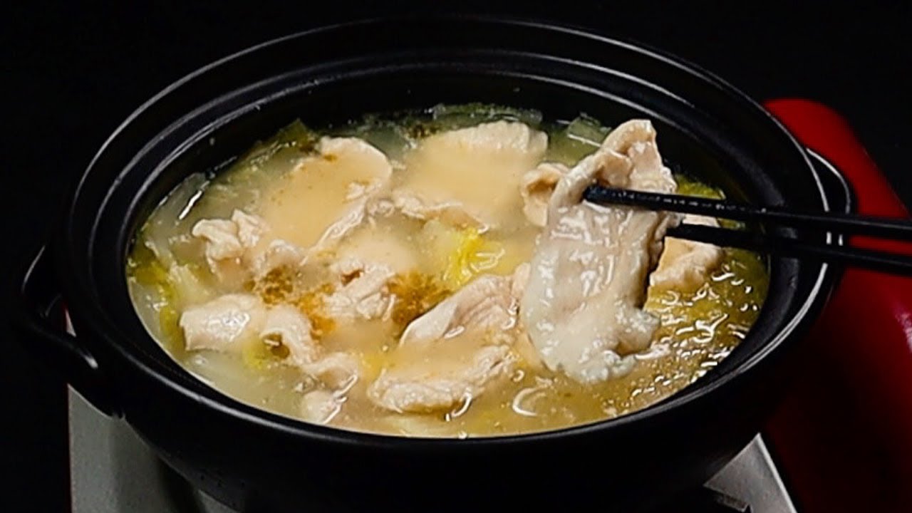 鶏胸肉を毎日食べてる料理家が鶏胸肉と白菜で確実に痩せる『鶏胸塩鍋』の作り方をご紹介！