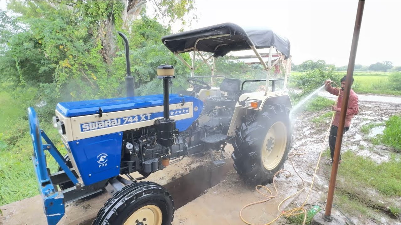 To finally  agle din ⏳massey 7250 swaraj 744xt tractors 🚜 ko dhulwa hi diya @AdityaFarming04 