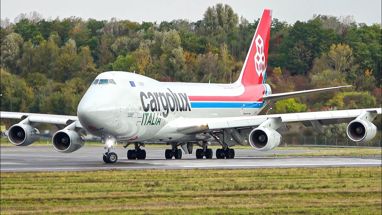(4K) Plane Spotting day at Luxembourg airport - Heavy planes, spray action and more!