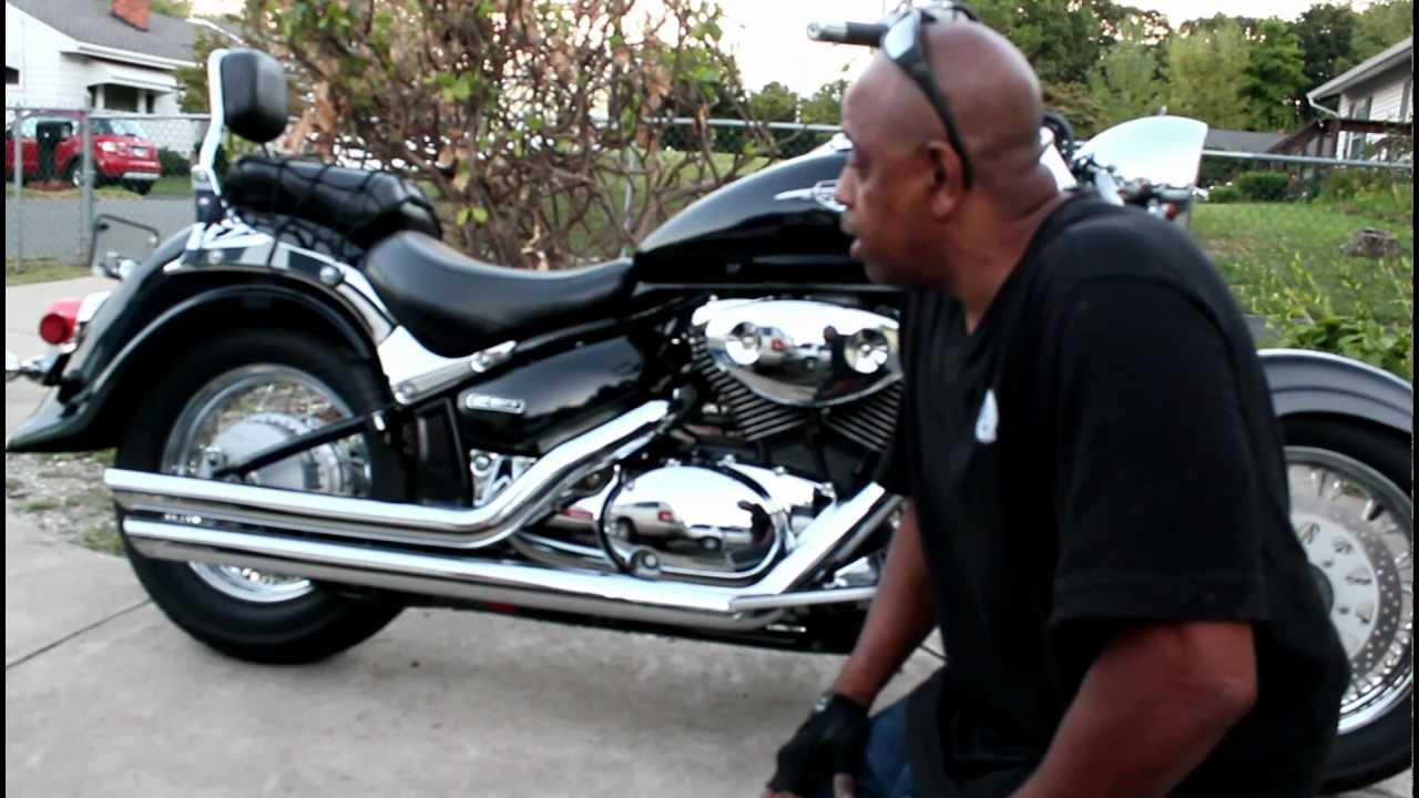 2006 Suzuki C50 Boulevard Part 2 of 1 Cobra pipes modified Baffles