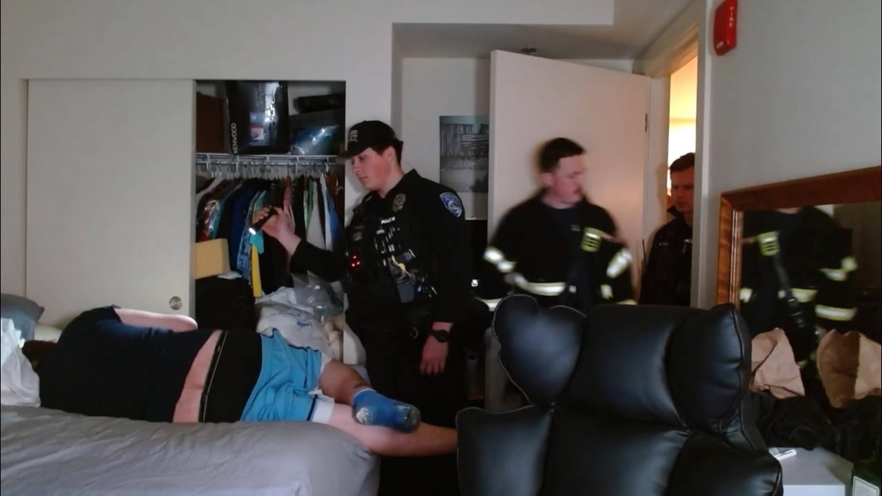OUMB Blade | mom calls in welfare check on her son. Cops and paramedics show up