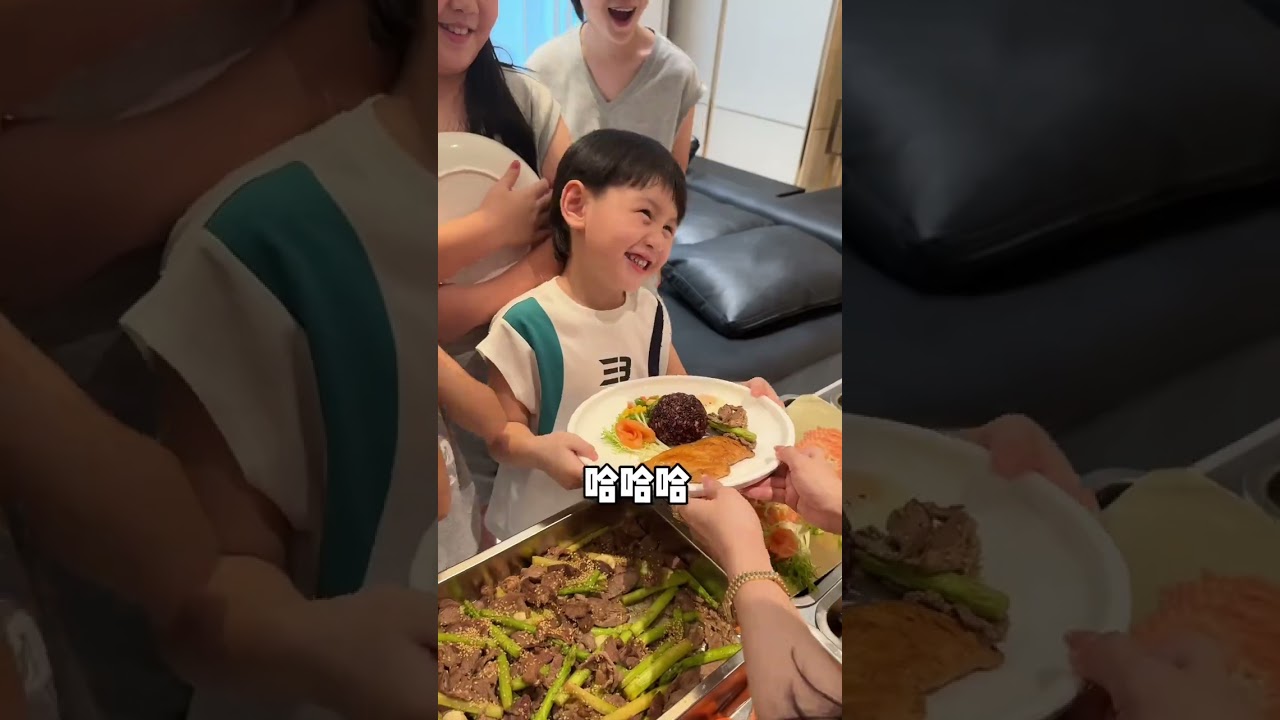 七个佩奇食堂长系列来喽！#毛戈平鱼子酱气垫#人类高质量暑假#美食#辣妈