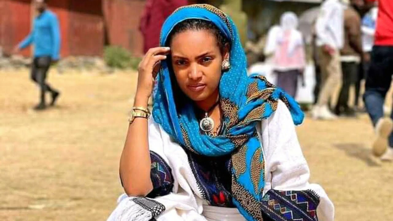 አሳመነው ፅጌ ተው ድረስ ተው ድረስ  ብልባላ ተመታ ቅዱስ ሀርቬ ድረስ ነበልባሉ ጌጡ ይጫወተዋል