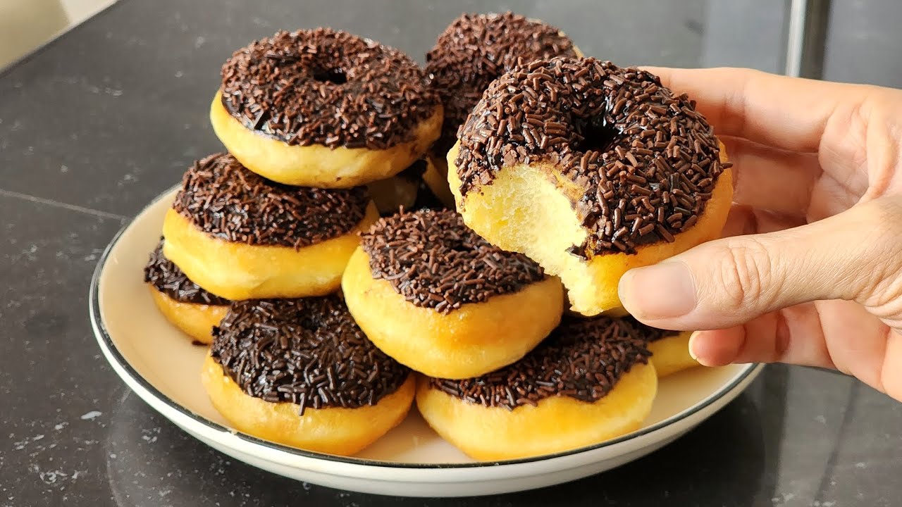 Resep donat untuk pemula, tanpa mixer, tanpa diulen lama. Membuat donat meses