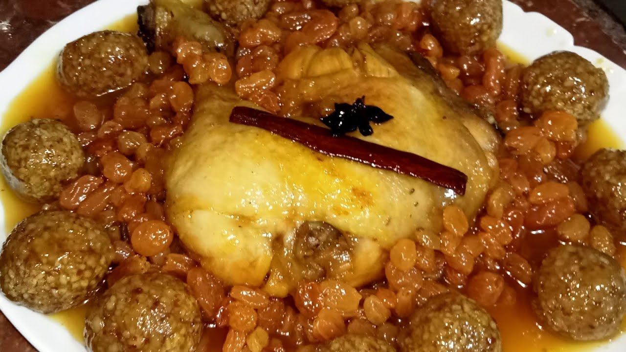 طاجين حلو الزبيب بشان و طبع 🥳👍 بنة منحكيش😋