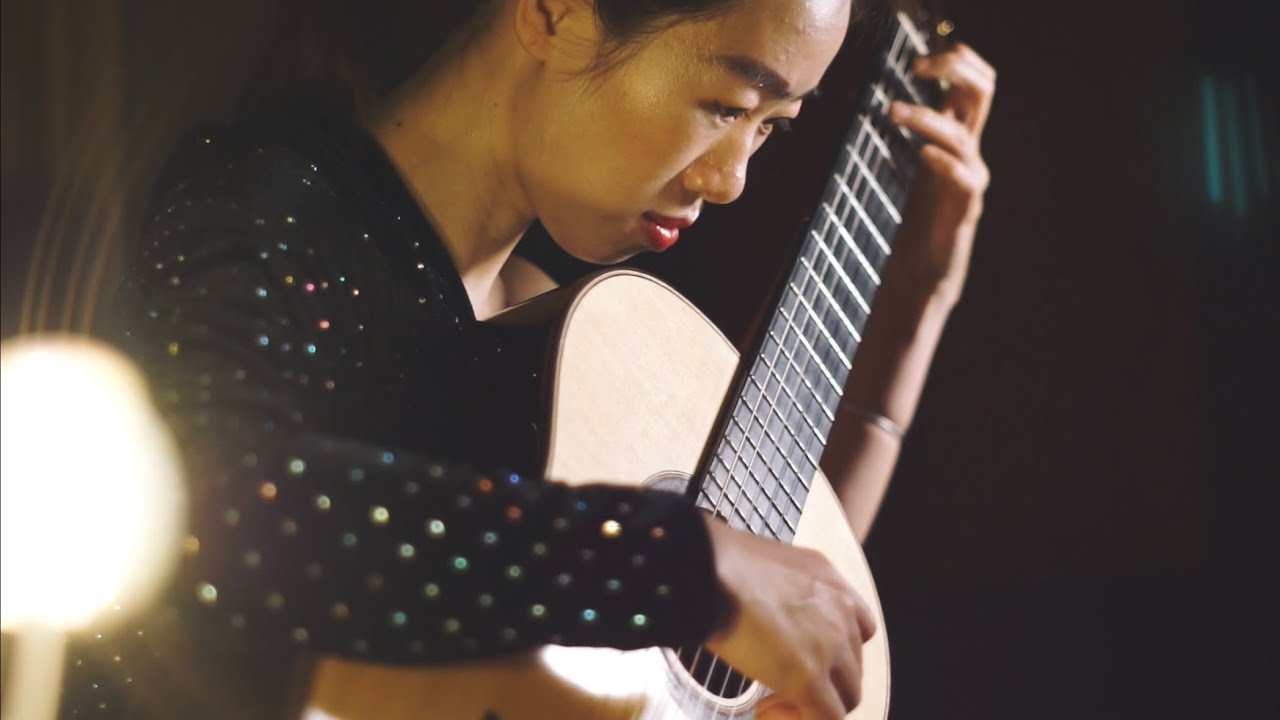 Thang Bich Hang | Merry go round of life ( from Howl’s moving castle) | Guitar solo