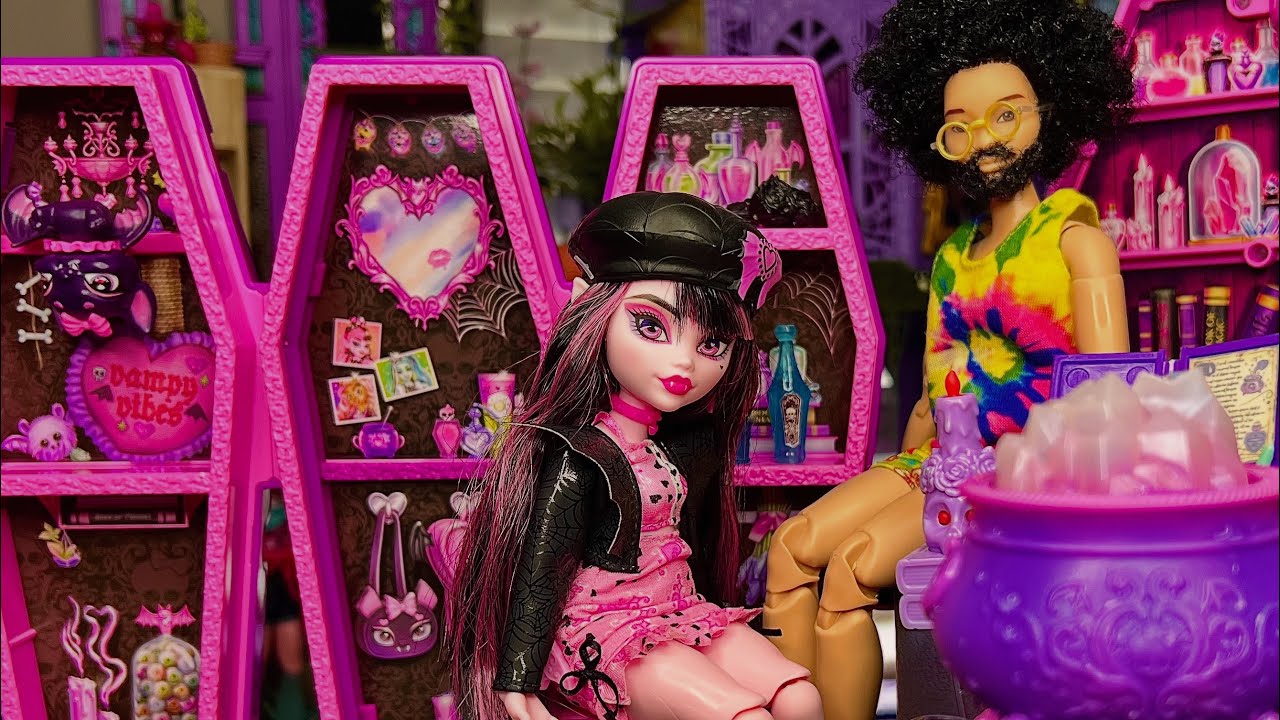 Opening The New Monster High Draculaura Secret Potion Room