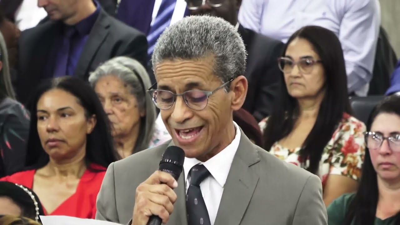 Mãe Santa - IGREJA APOSTÓLICA