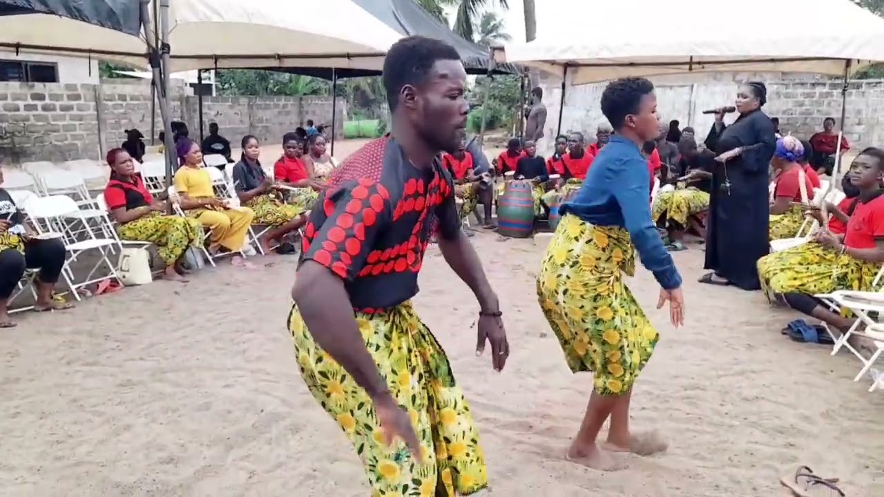 AFA MUSIC! THE ROOT OF EWE  TRADITIONAL SPIRITUAL MUSIC! THE ENERGY LEVEL IS SUPER 🥰 🙌