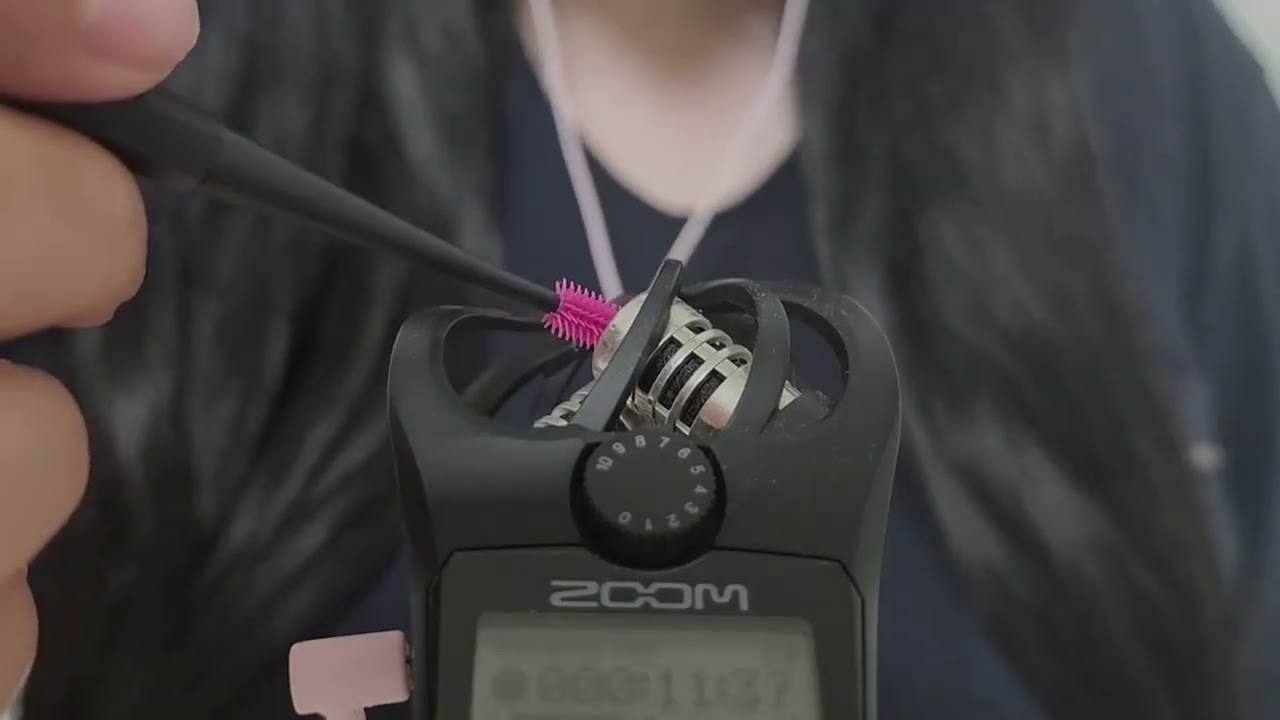 [ASMR] 실리콘 귀이개 | 귀파기 | 귀청소 | Ear Cleaning | 팅글 | 노토킹(No Talking) | zoom h1n asmr