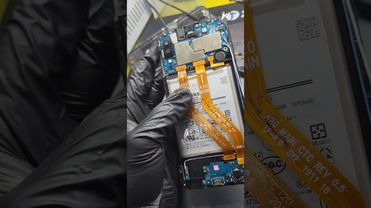 samsung a20 logo stuck #smartphone #repair #samsung #samsunga20 #shots
