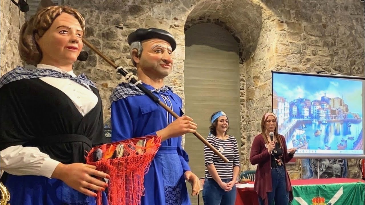 Presentación del 1º Cuento de Yatra Piratas en El Faro de Castro Urdiales