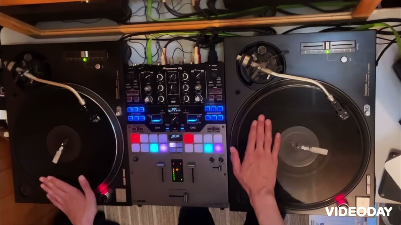 Let's Enjoy DJ! 2枚使い 半拍ズラし　1拍ループ編
