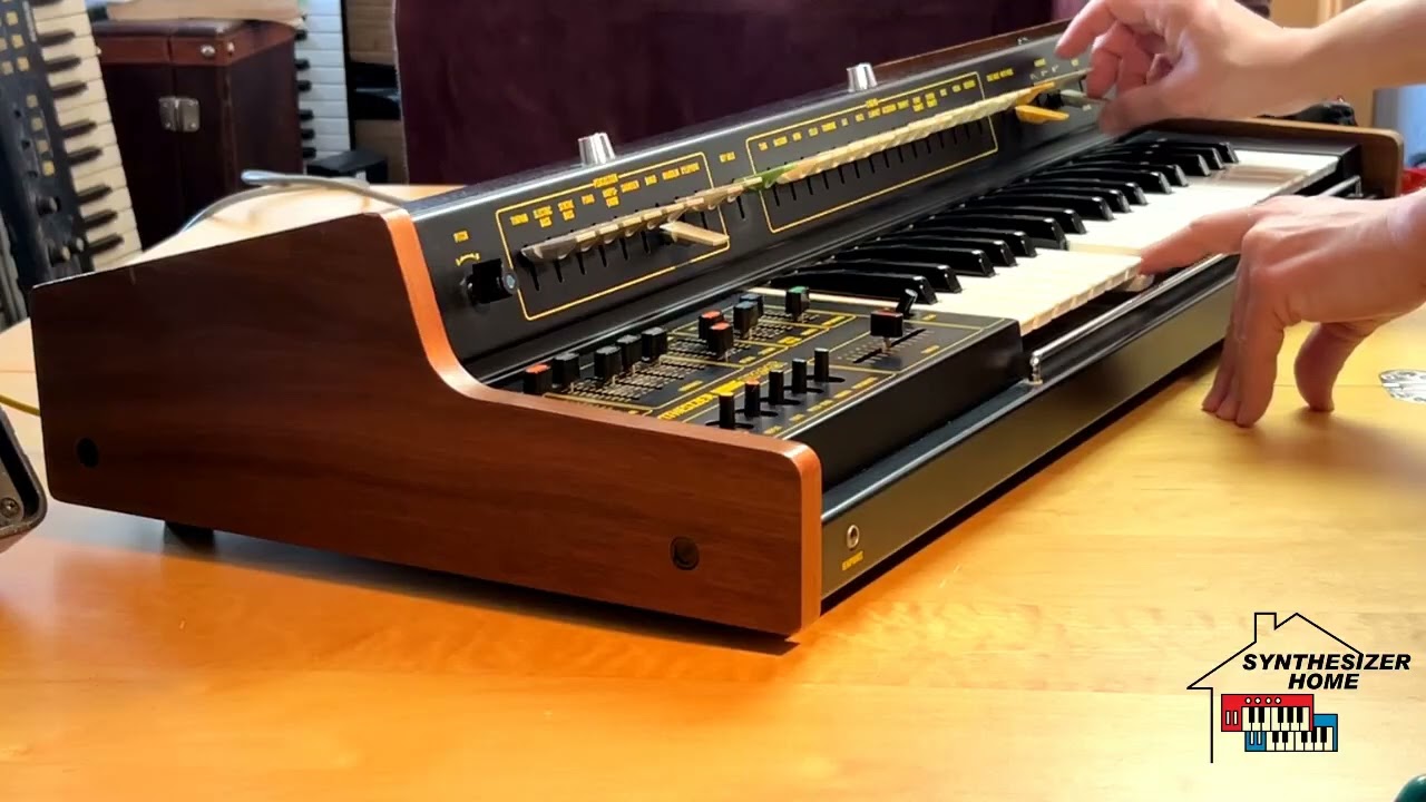 KORG 900PS (1975)