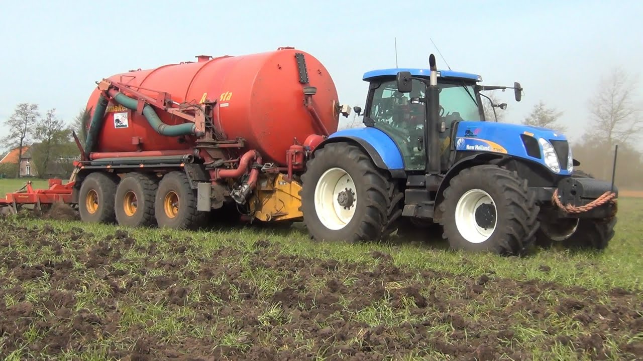 New Holland T7060 met Schuitemaker Robusta & Evers Freiberger bouwlandbemester (2015)