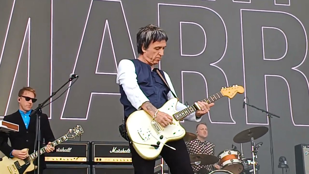 Johnny Marr - Panic (The Smiths) Live 2024 Spain. Warm Up Festival Murcia