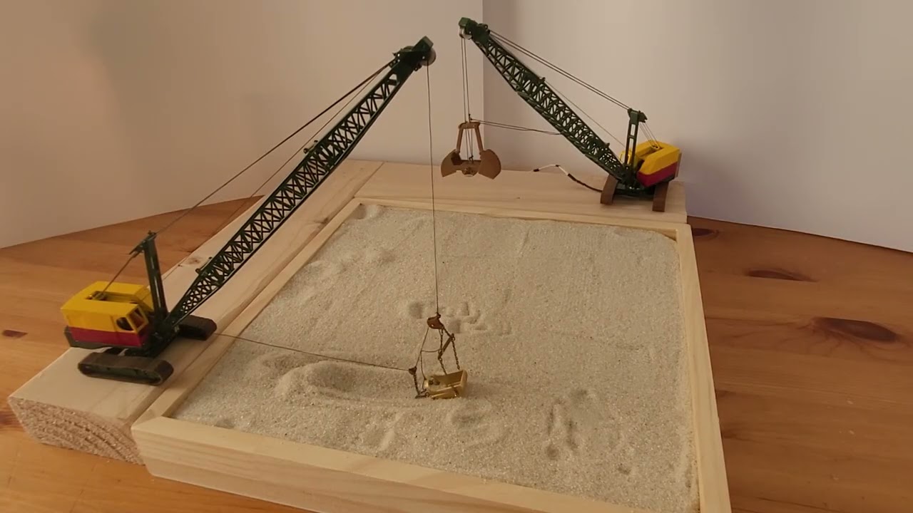 1:87 HO Scale RC Bucyrus Erie 30B Super Dragline Digging demonstration.