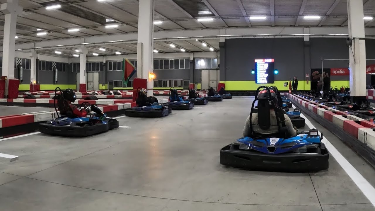 Rimonta da 14º a 1º - BiKarting new track layout