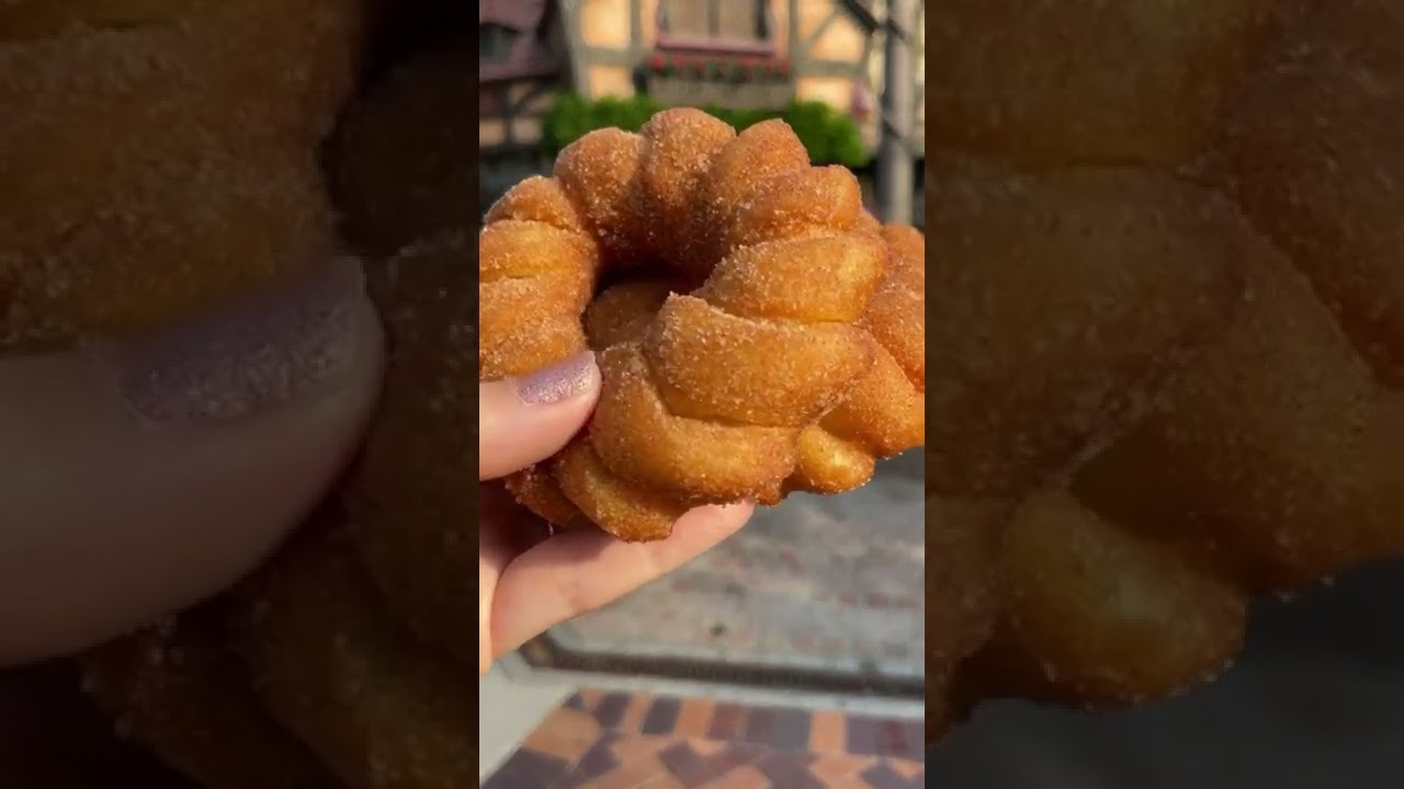 Our TOP 5 Breakfast Items to try at Disneyland #shorts