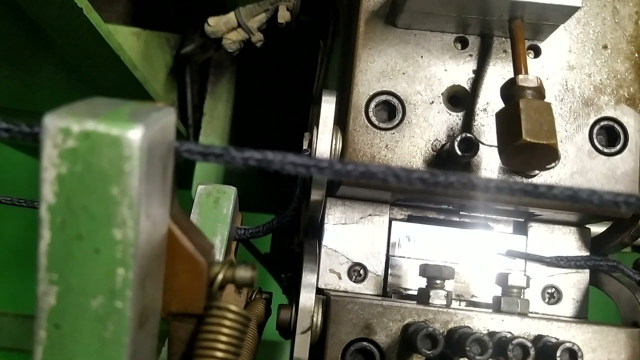 plastic auto tipping machine