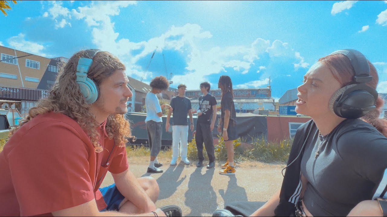 bby - Voices In My Head Pt. 2 (Feat. Betty)