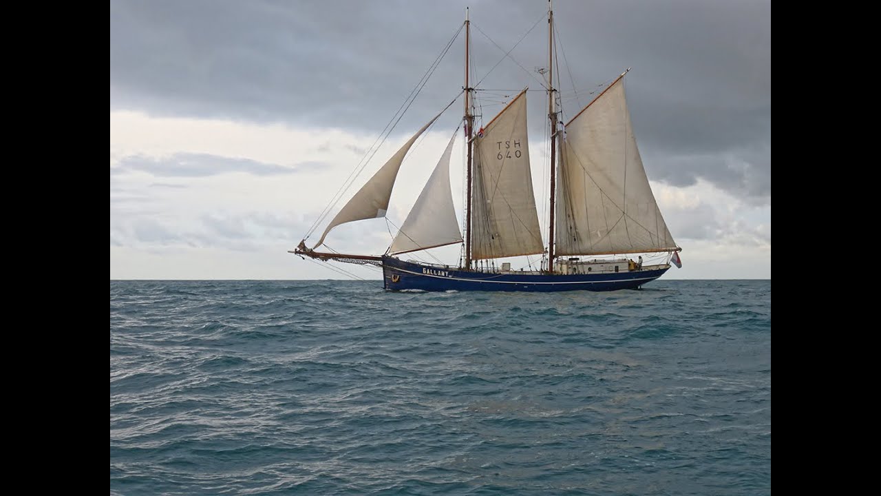 DE GALLANT au carénage à Douarnenez