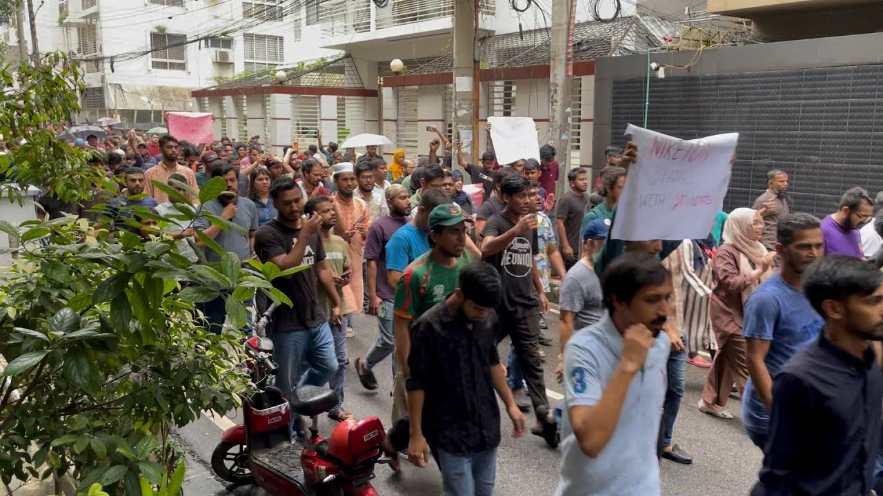 Public Procession demanding justice in Niketon, Dhaka, Bangladesh.