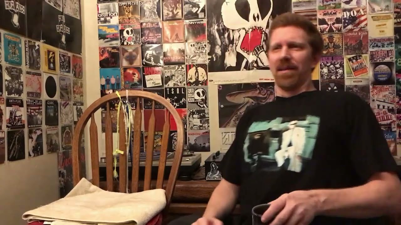 Shnootz - Reaction Video (U2 - When Love Comes to Town)