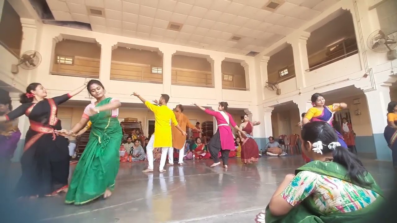 আজ খেলা ভাঙার খেলা