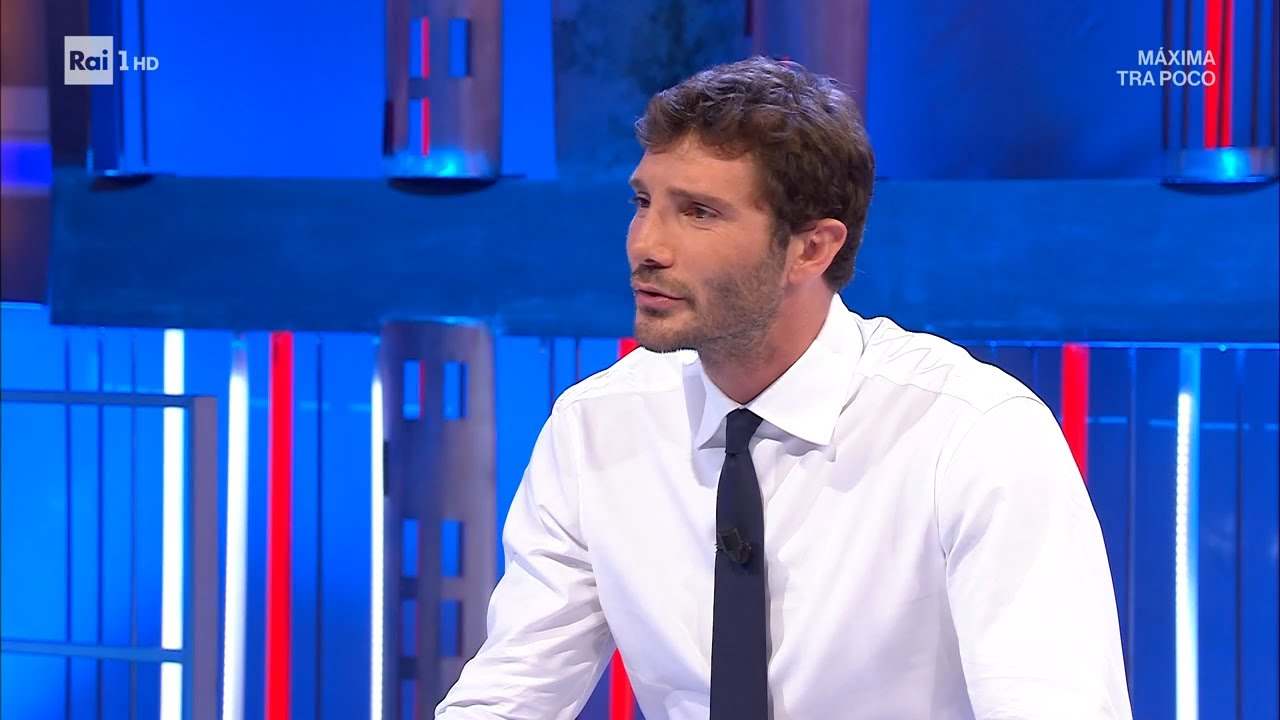 La prima di De Martino: 
