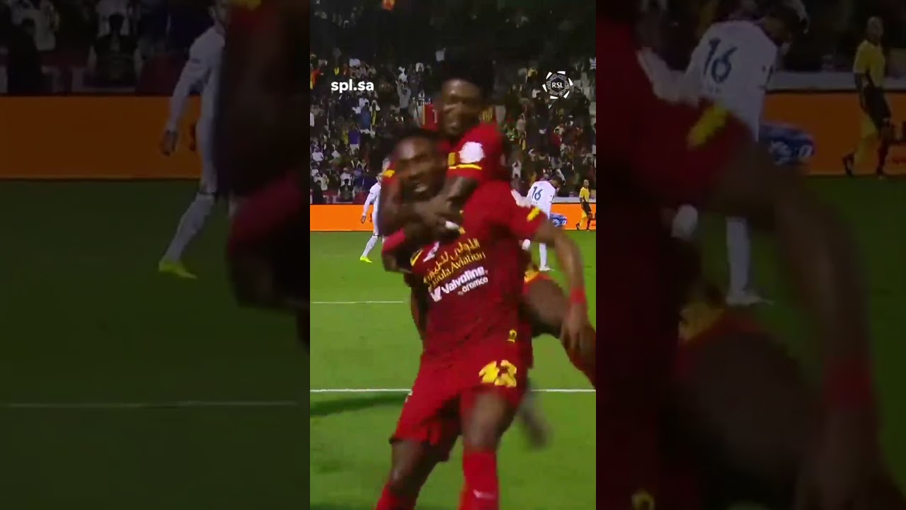 Lethal header from Julian Quinones vs. Al Hilal tonight 🇲🇽🐅