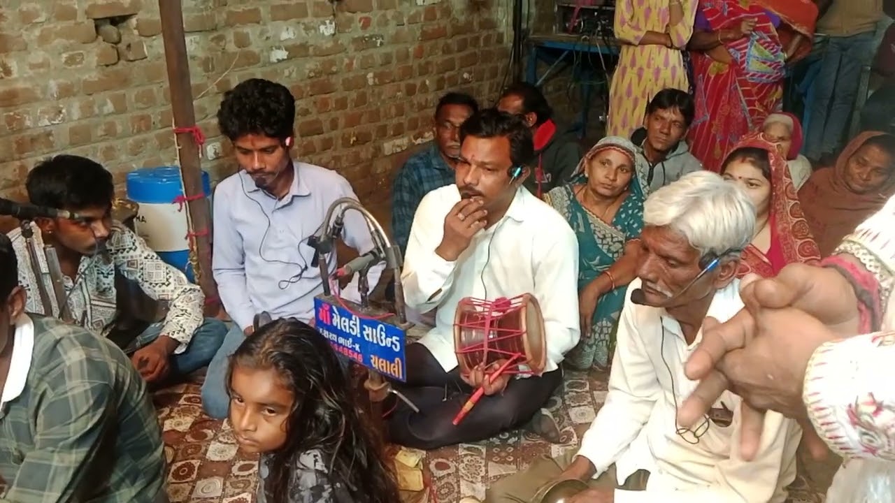 પિન્ટુ જાગર ની મોજ માં મેલડી સાઉન્ડ ચલાલી મહેશ/8347764334/સતિશ ઢોલ ગામ ઉત્તર સંડા
