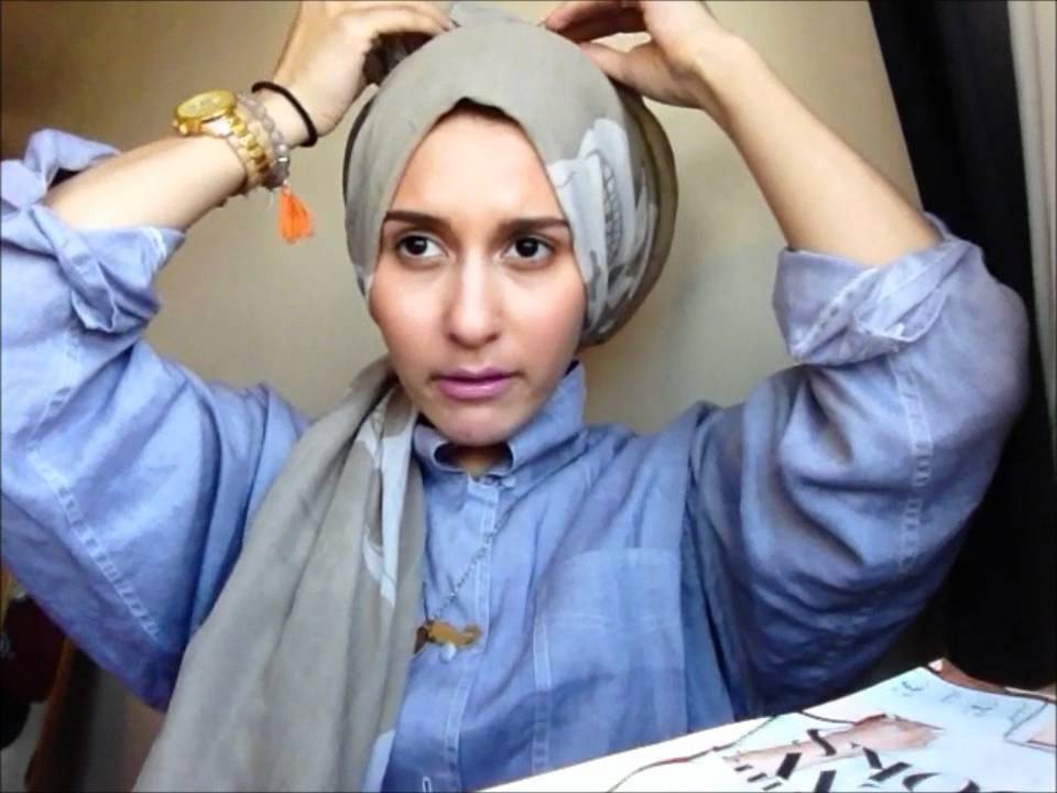 TUTORIAL ALERT - MY SISTERS HIJAB STYLE
